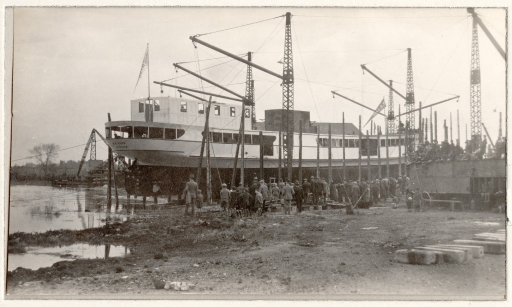 Launching of the ship R.H. Carr, Saltney, Flintshire, UK, 1927